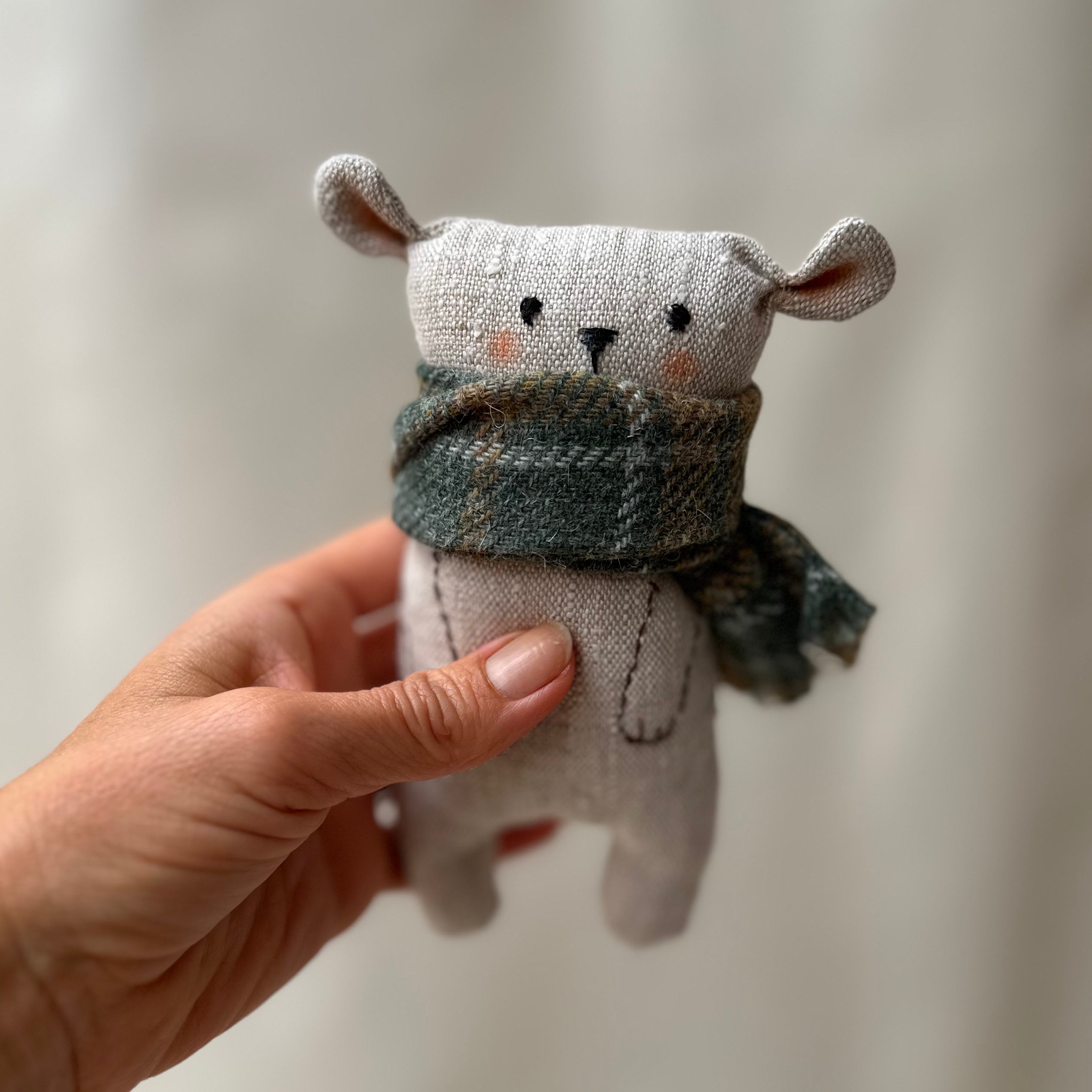 Ebook: Sewing Rag Dolls - A comprehensive beginner's guide