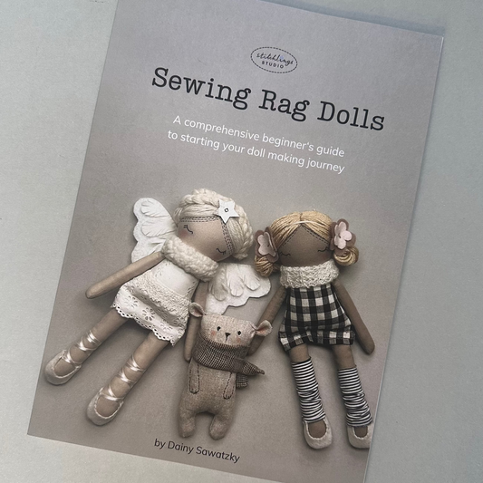 Sewing Rag Dolls - Paperback Book
