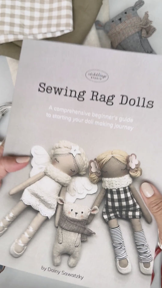 Sewing Rag Dolls - Paperback Book